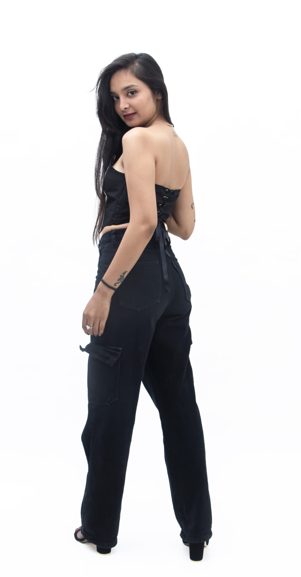 Black & White Off-Shoulder Corset Top - Image 4